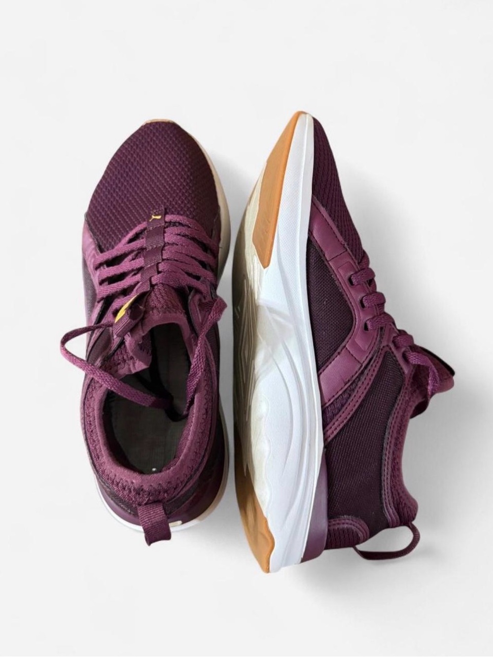 PUMA Womenβs Plum Running Sneakers - Lightweight Athletic Shoes